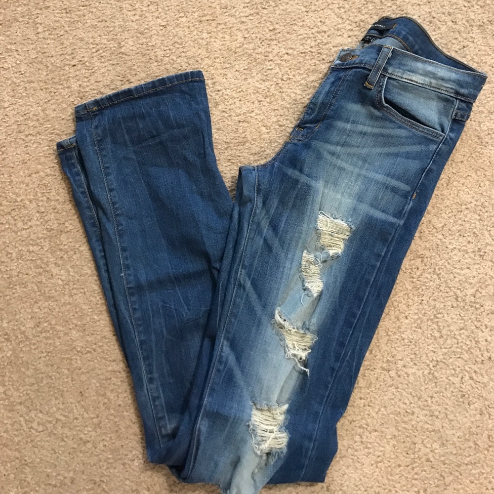 Flying Monkey Destructed Straight Leg Jean